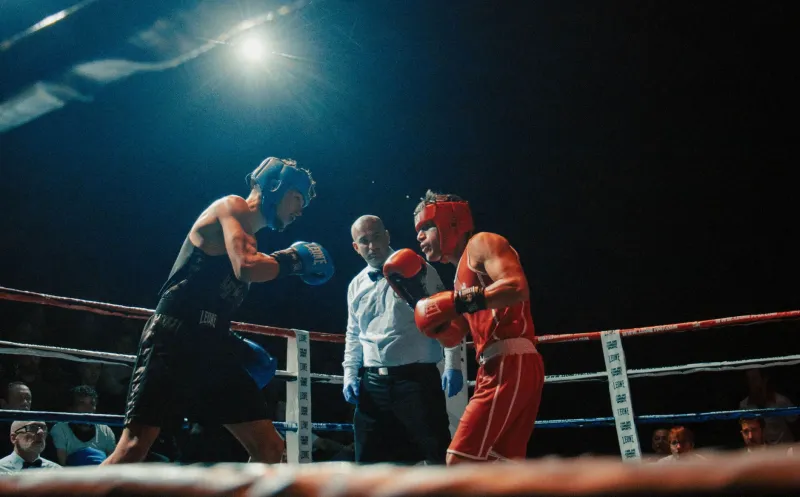 Boxe Notturna dall'Asia: Come le Quote Gonfiate Durano Solo Pochi Minuti e Come Prenderle al Volo